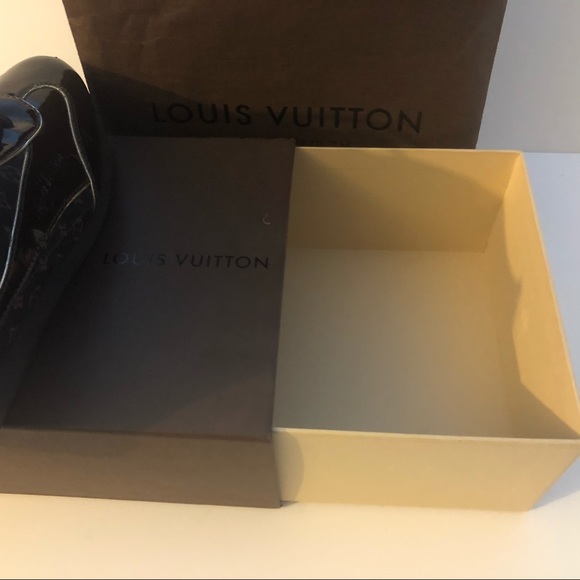 Louis Vuitton Sneakers Size 8 - Picture 8 of 10